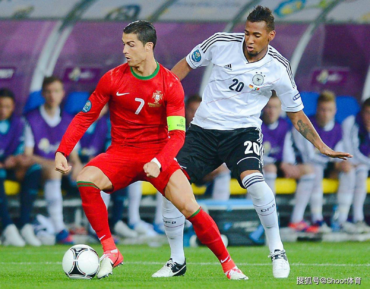 包含法国队在比赛中战胜德国,全力以赴取得成功的词条 包含法国队在比赛中战胜德国,全力以赴取得成功的词条